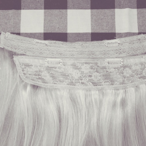 Halo hair extensions - Picture 4 of 5